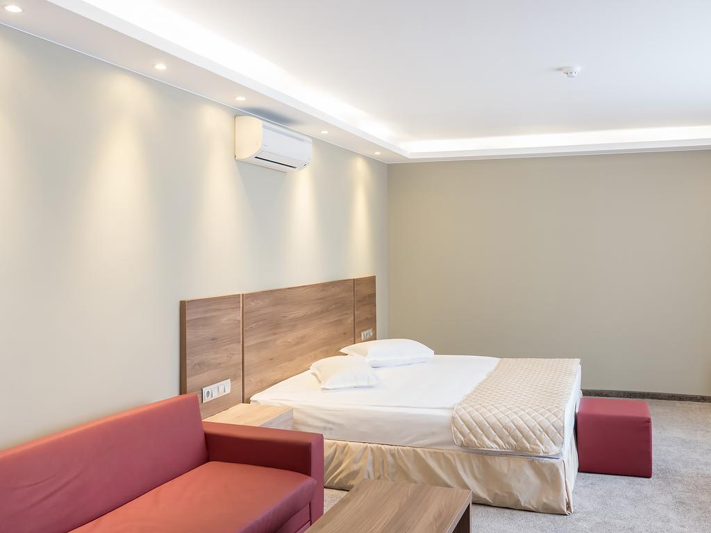 סופיה Hotel Calipso Hotel מראה חיצוני תמונה