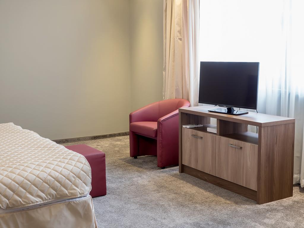 סופיה Hotel Calipso Hotel מראה חיצוני תמונה