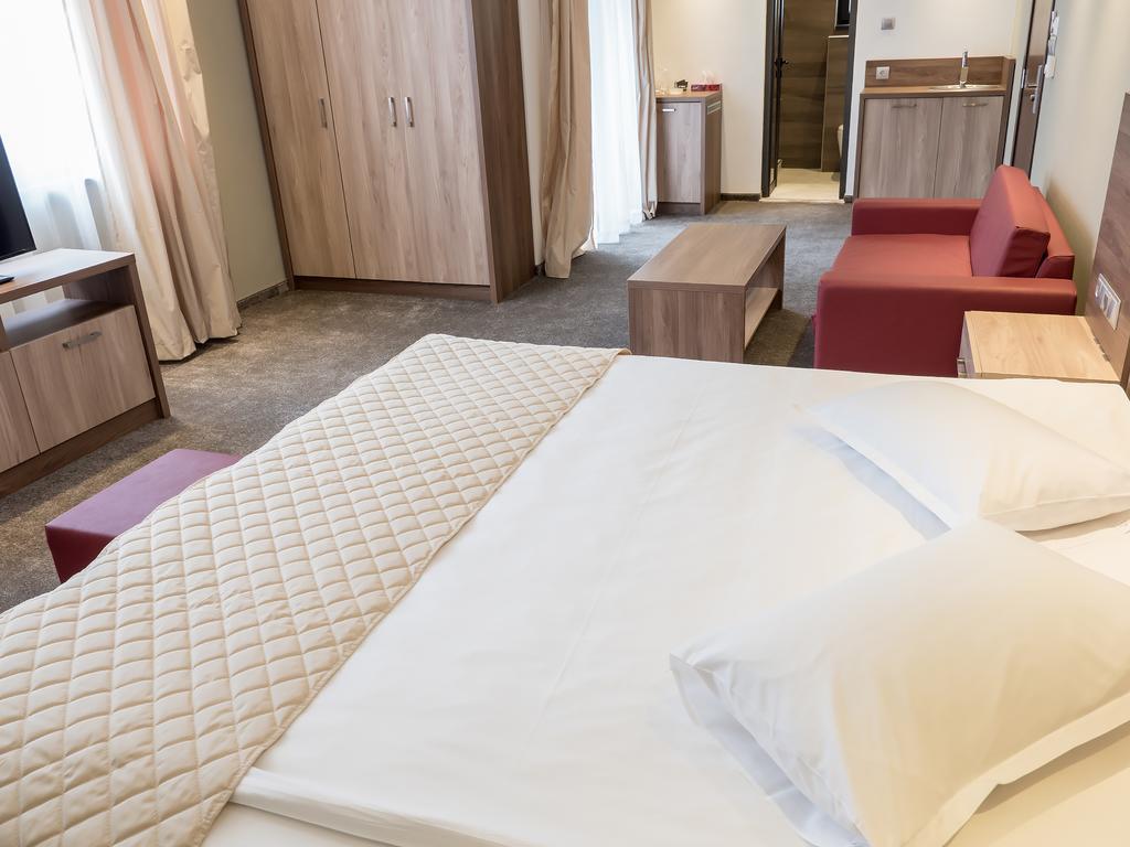 סופיה Hotel Calipso Hotel מראה חיצוני תמונה